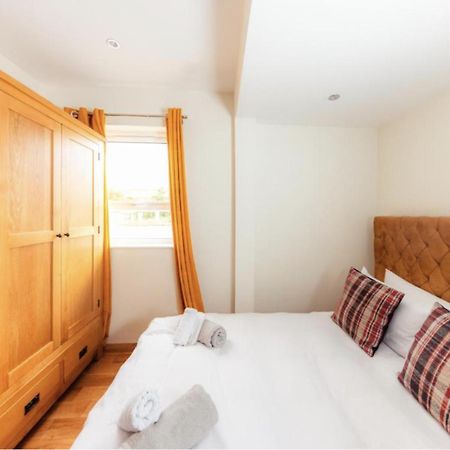 Luxury Cottage With Stunning Views Near Fairy Pools - School House 3 Carbost  Eksteriør bilde