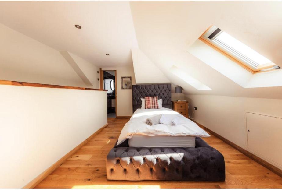 Luxury Cottage With Stunning Views Near Fairy Pools - School House 3 Carbost  Eksteriør bilde