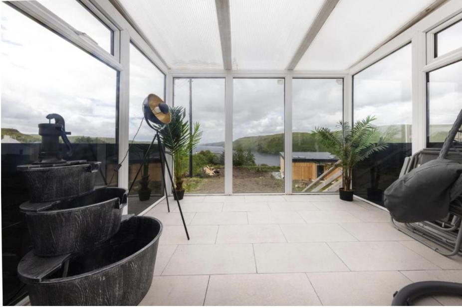Luxury Cottage With Stunning Views Near Fairy Pools - School House 3 Carbost  Eksteriør bilde
