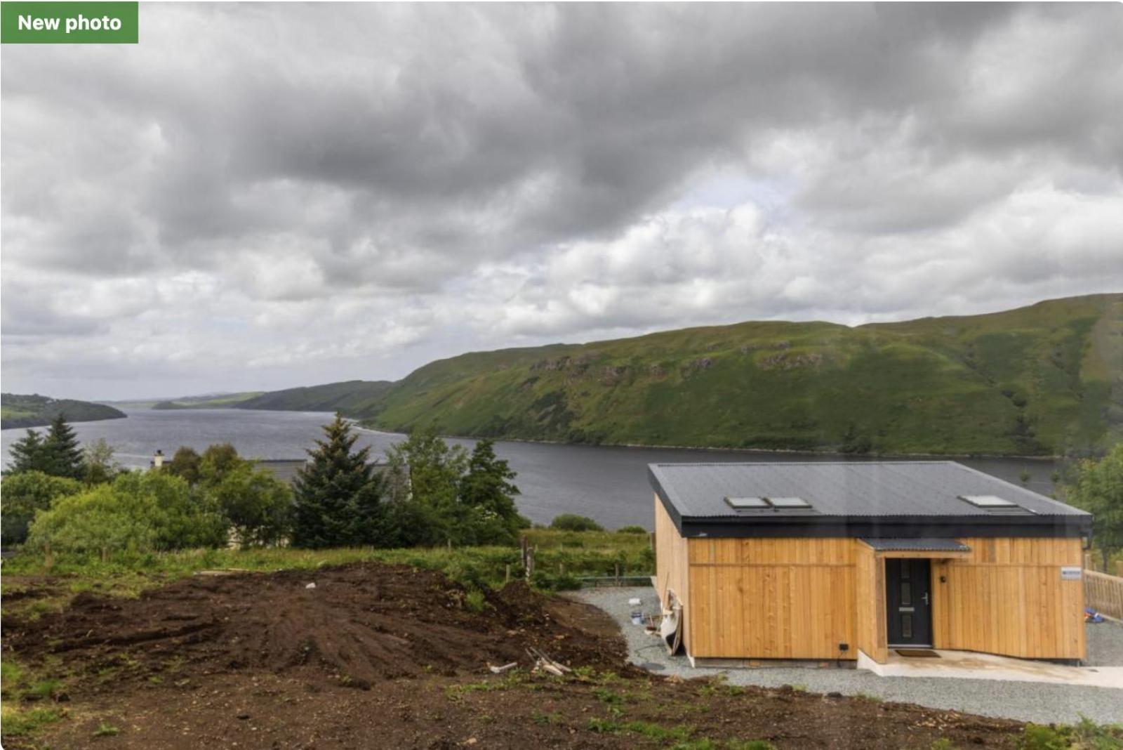 Luxury Cottage With Stunning Views Near Fairy Pools - School House 3 Carbost  Eksteriør bilde