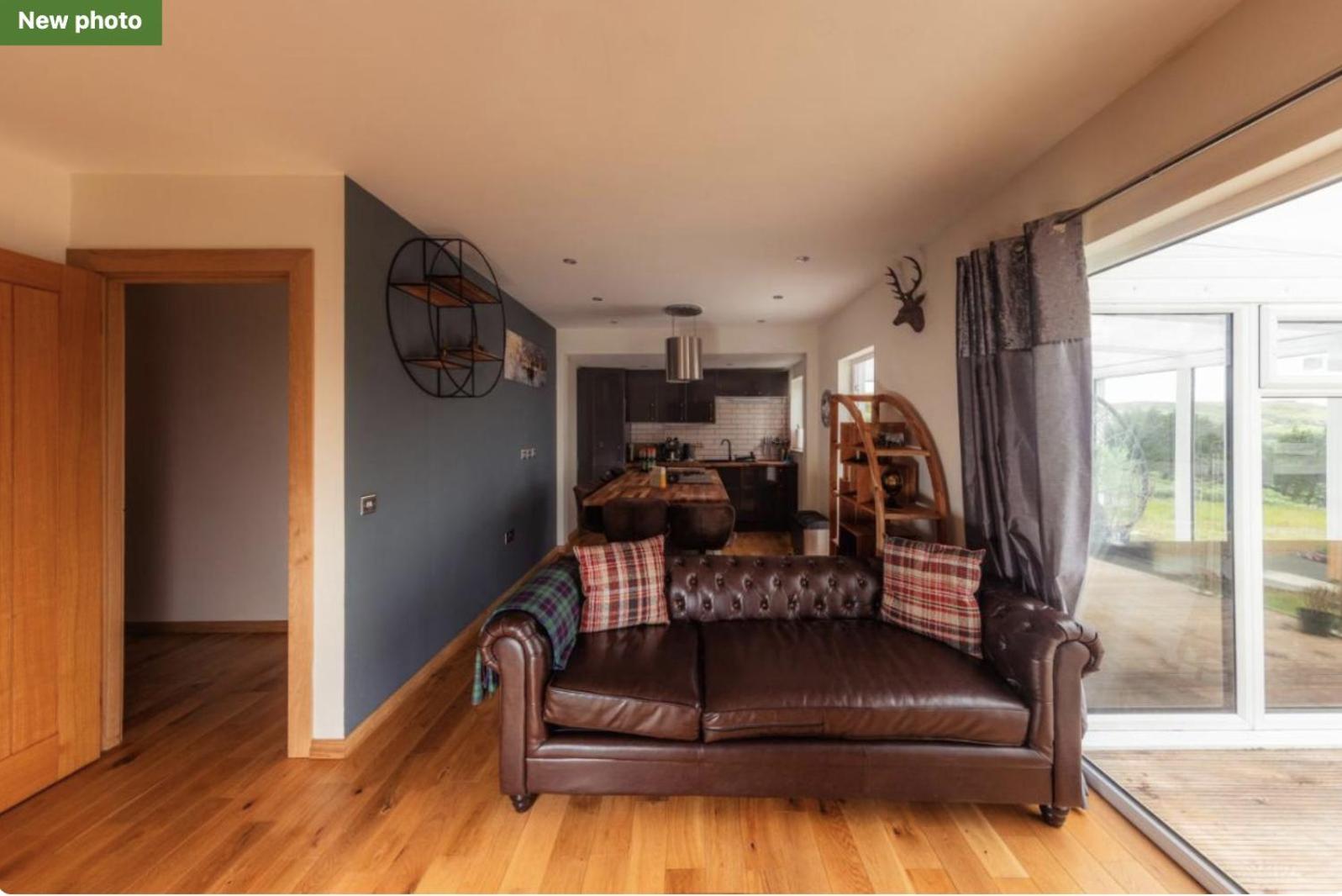Luxury Cottage With Stunning Views Near Fairy Pools - School House 3 Carbost  Eksteriør bilde