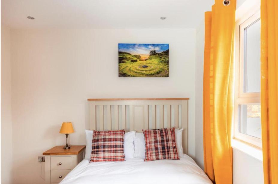 Luxury Cottage With Stunning Views Near Fairy Pools - School House 3 Carbost  Eksteriør bilde